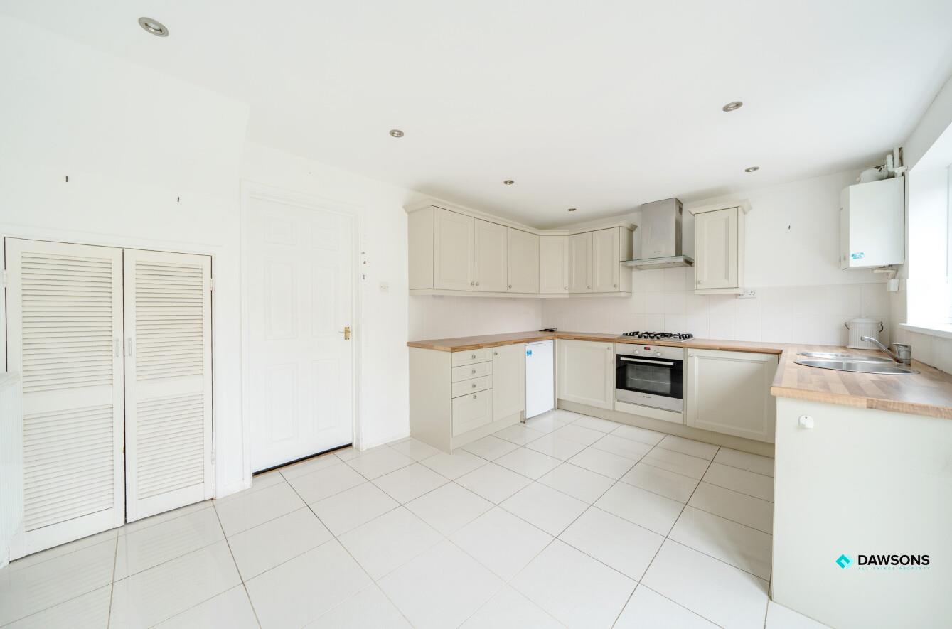 Dawlish Close, Newton, Swansea, SA3 4UT